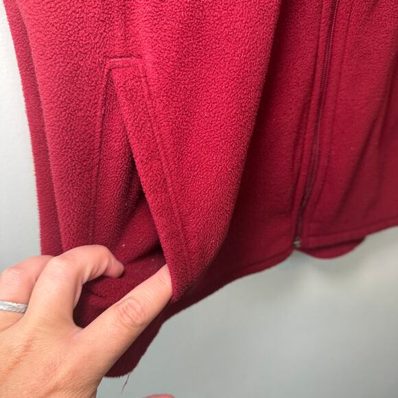 Woolrich Women's Full Zip Fleece Vest Ruby Red Size Medium - Picture 3 of 7